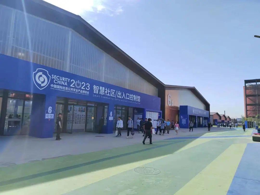 1686116184847512.jpg 1686116184847512.jpg